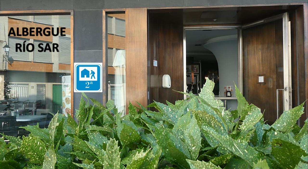 Albergue Cafeteria Rio Sar Padrón Extérieur photo